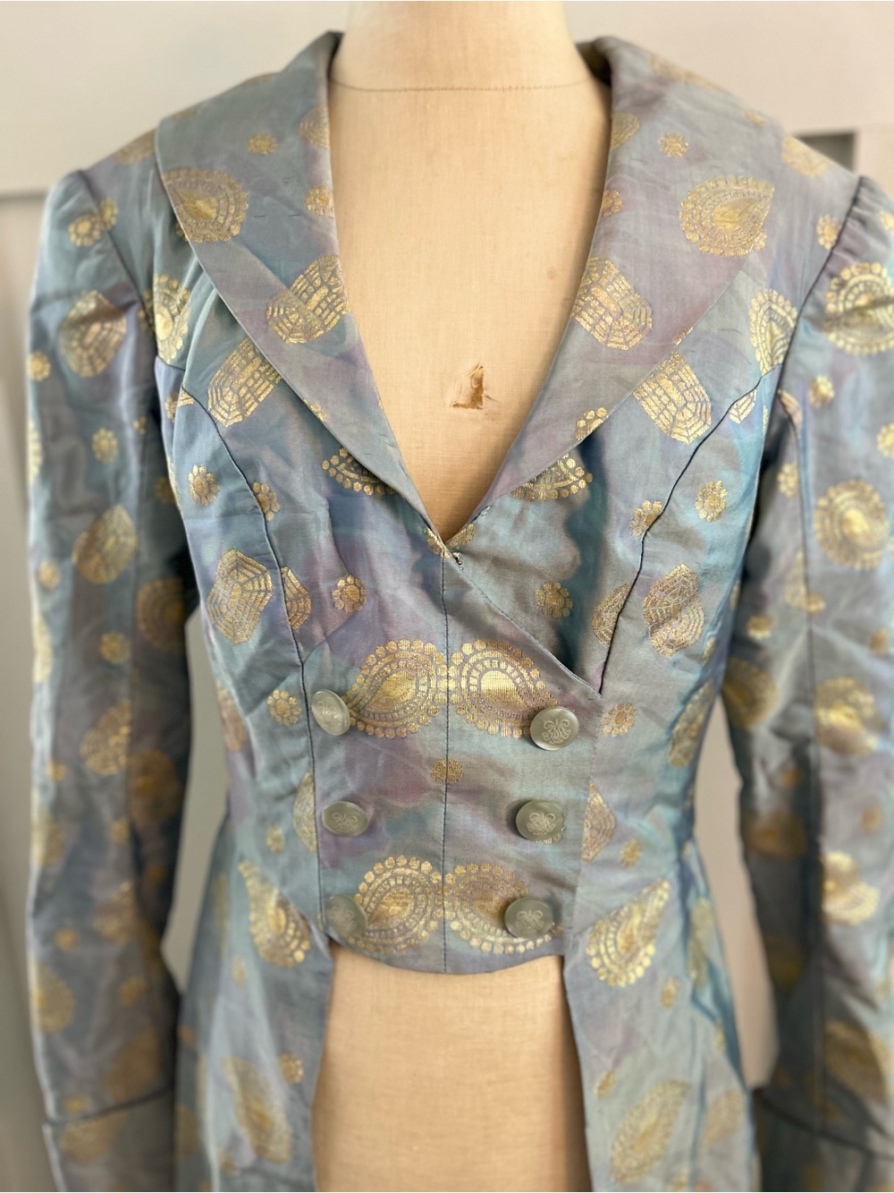 Vintage Milwaukee Repertory Theater Brocade Opera Coat Dress Costume - Picture 4 of 10